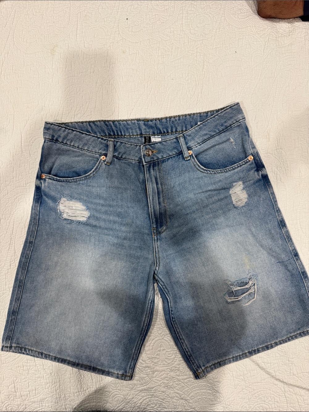 H&M Light Blue Distressed Women's Denim Shorts
